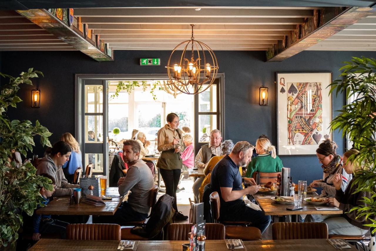 The Vicarage Freehouse & Hotel