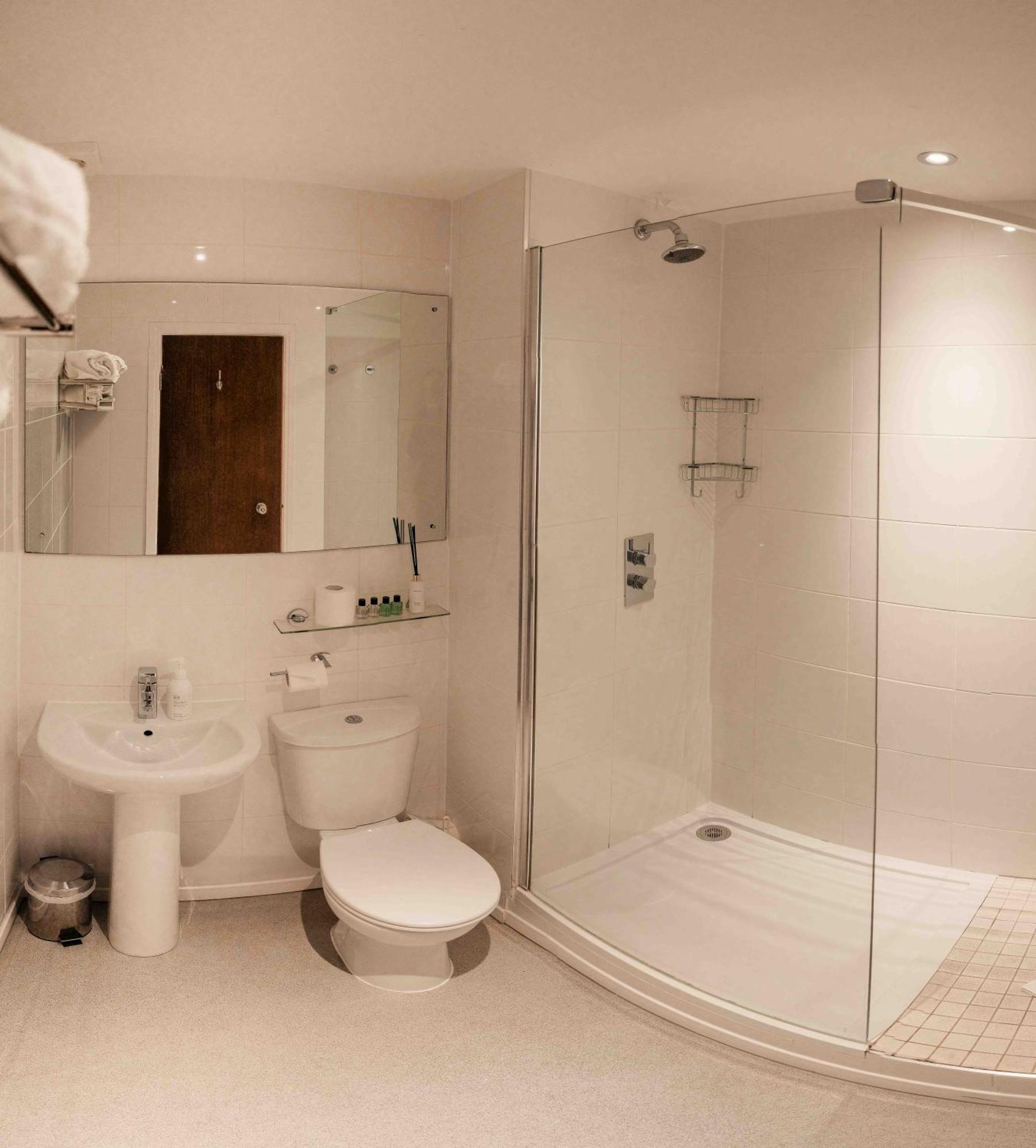 The Vicarage Freehouse & Hotel 4*